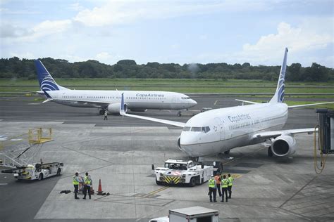 flights from quito to manta ecuador|copa airlines flights to manta.